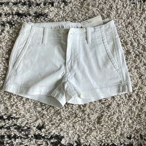 White American Eagle Super Stretch Twill Shortie Shorts size 0